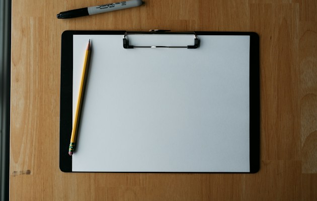 外注すべきか内製すべきかの判断基準