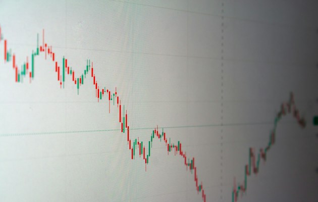 依頼後の成果確認と委託先の見直し